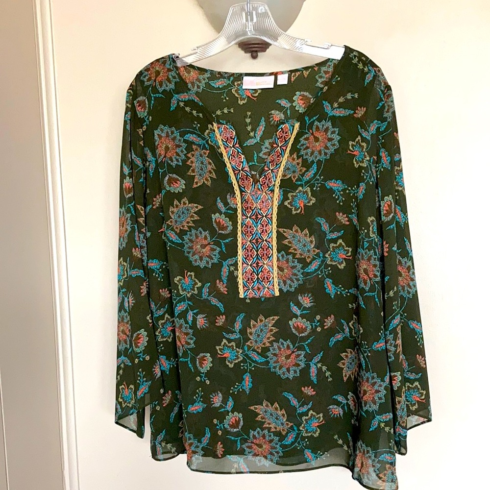 Belle by Kim Gravel Green Floral Blouse
